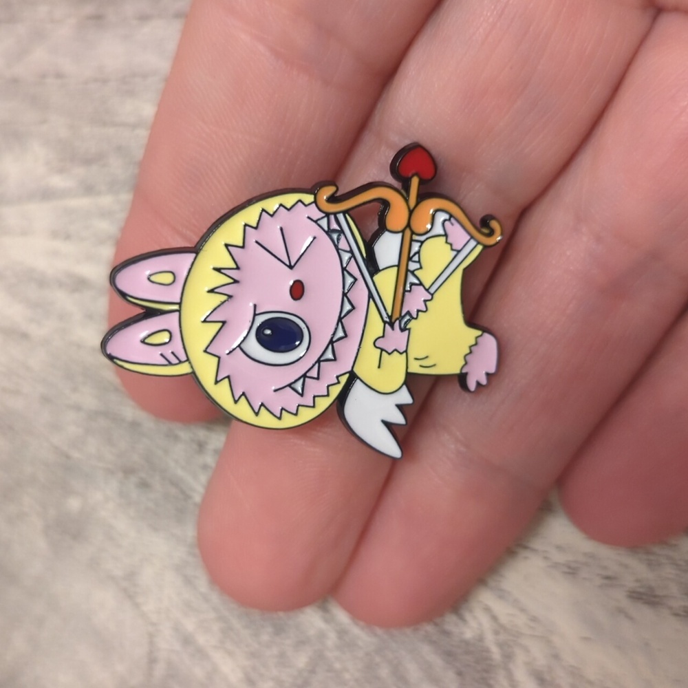3/$30  Labubu - 💛 Enamel Pin - Picture 2 of 3
